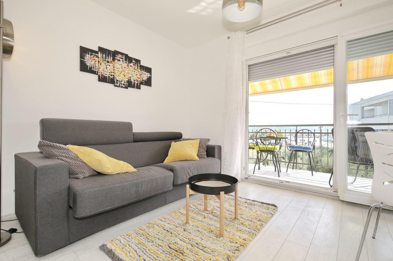 Seabreeze Apartment ซาดาร์ ภายนอก รูปภาพ