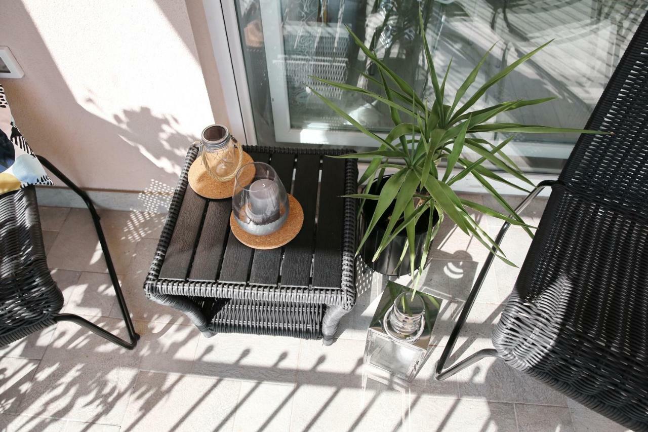 Seabreeze Apartment ซาดาร์ ภายนอก รูปภาพ